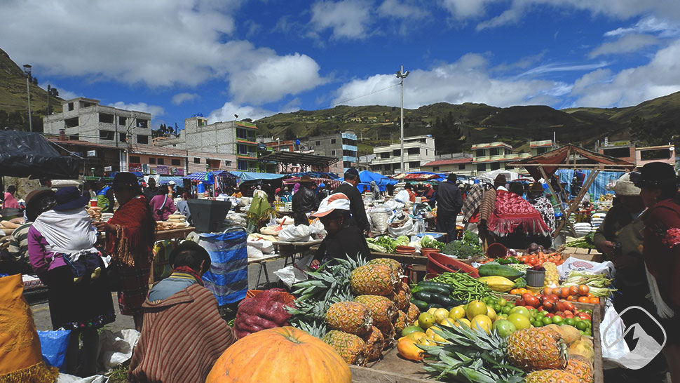 Best 1 Day Tour Quilotoa Crater Lake Ecuador